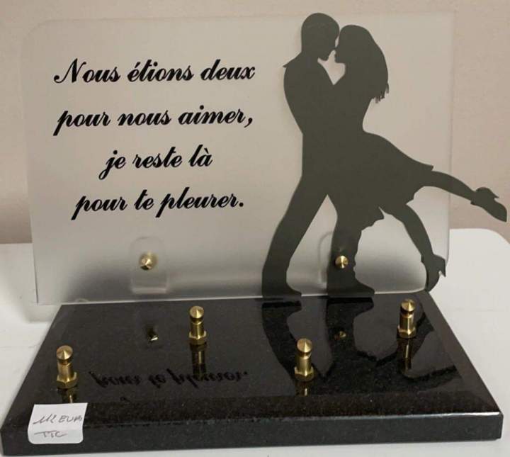 Vente d'articles funéraires Élancourt