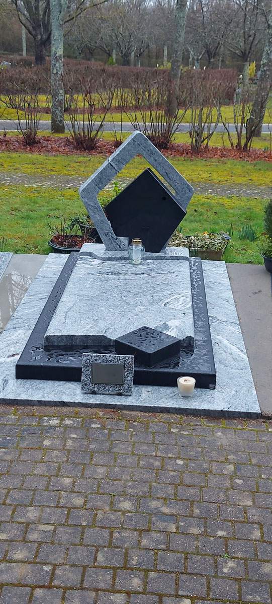 Monuments funéraires