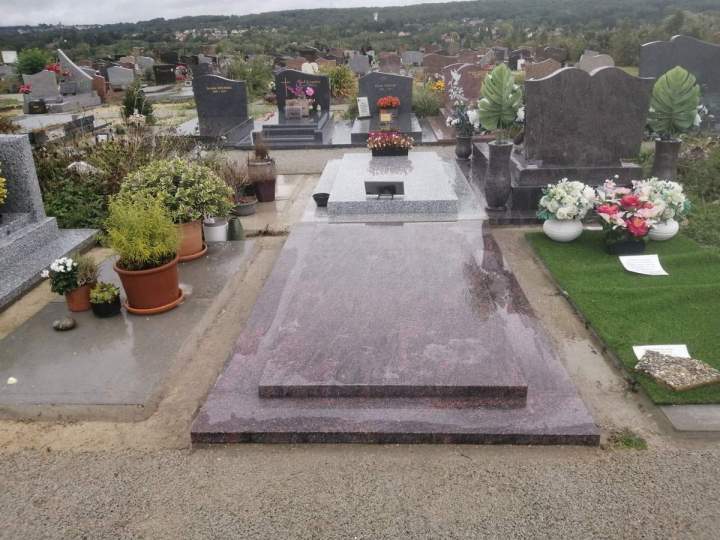 Monuments funéraires