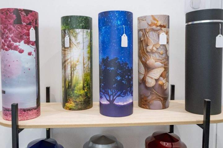 Vente d'articles funéraires Élancourt